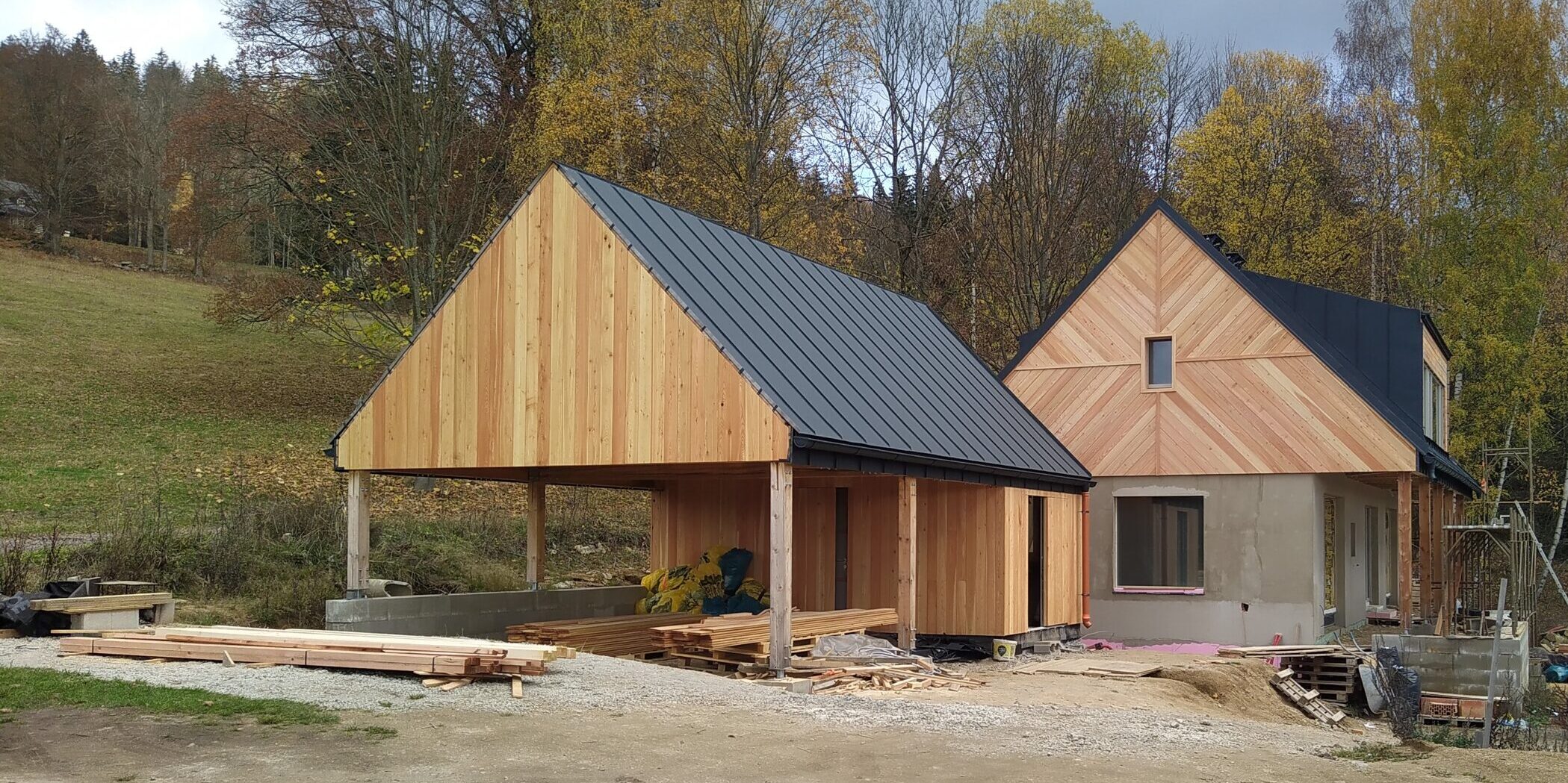 Albrechtice_stit_modrin