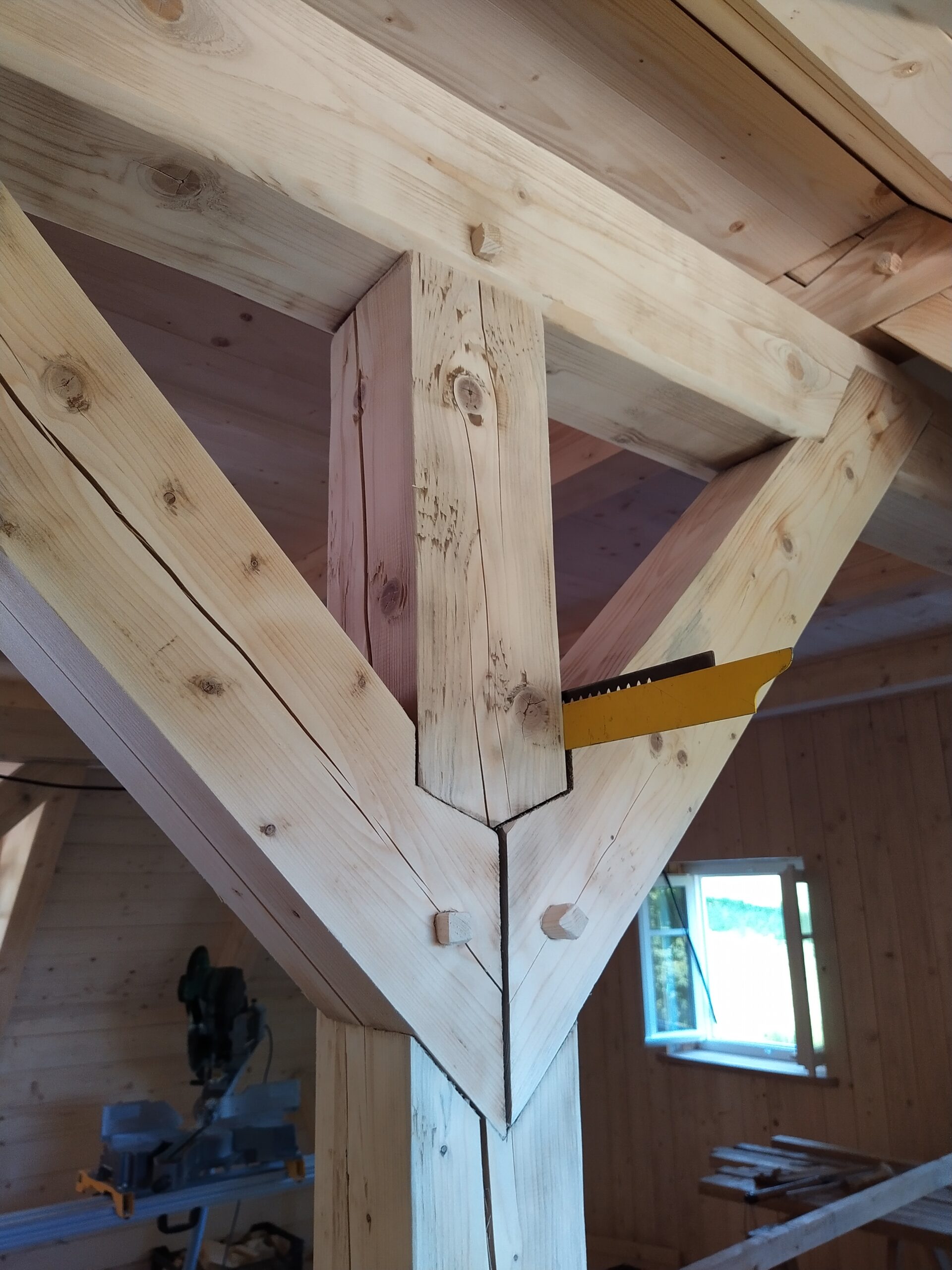 Kytlice_roubena_chalupa